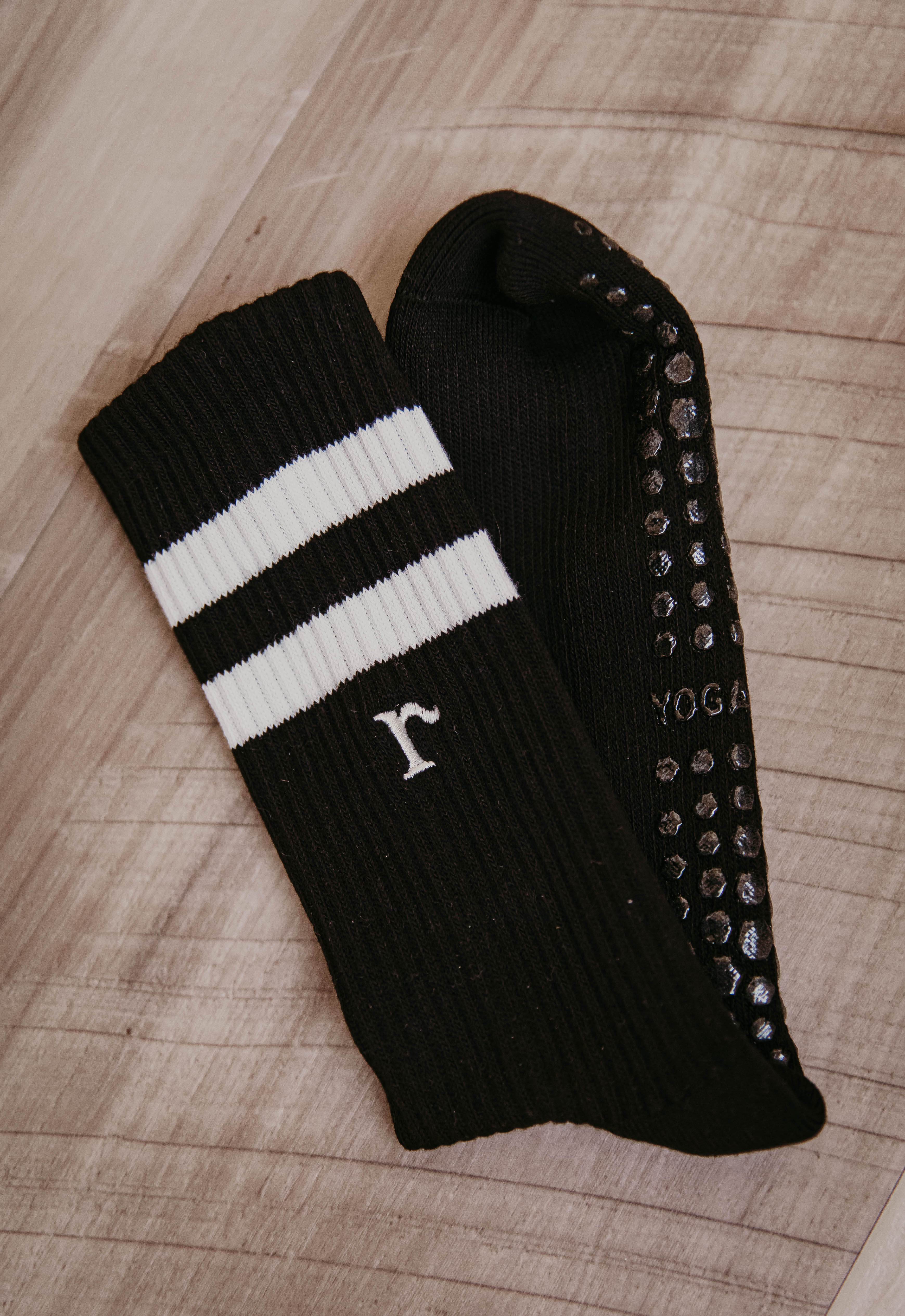 Full-Crew Grip Socks